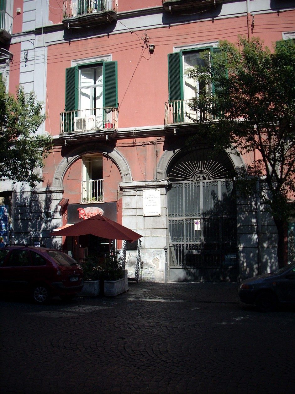 Antonio%20Cardarelli%27s%20home%2C%20Naples%20-%2007.JPG